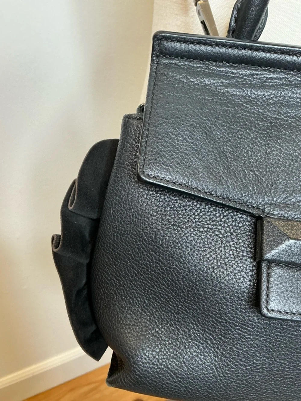 Decke Classic Black Leather Top-Handle Satchel Women Bags Velvet Ruffed Trim